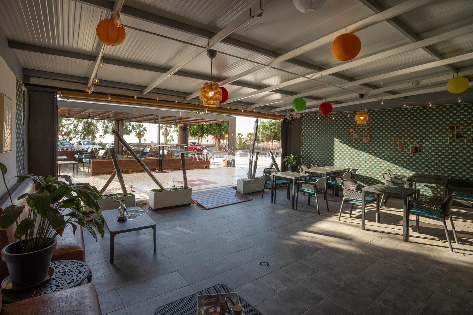 Traspaso en traspaso San Eugenio Alto, Santa Cruz Tenerife. Ref: 9586. ASTEN REALTY 