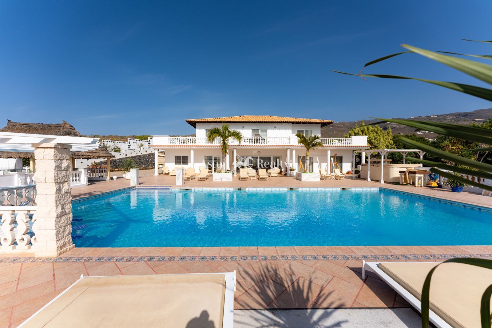 Villa en venta Adeje, Santa Cruz Tenerife. Ref: 9679. ASTEN REALTY 