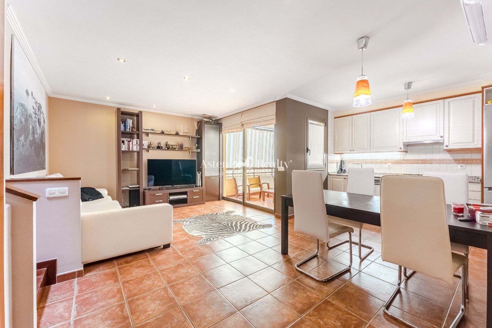 Adosado en venta El Medano, Santa Cruz Tenerife. Ref: 9681. ASTEN REALTY 