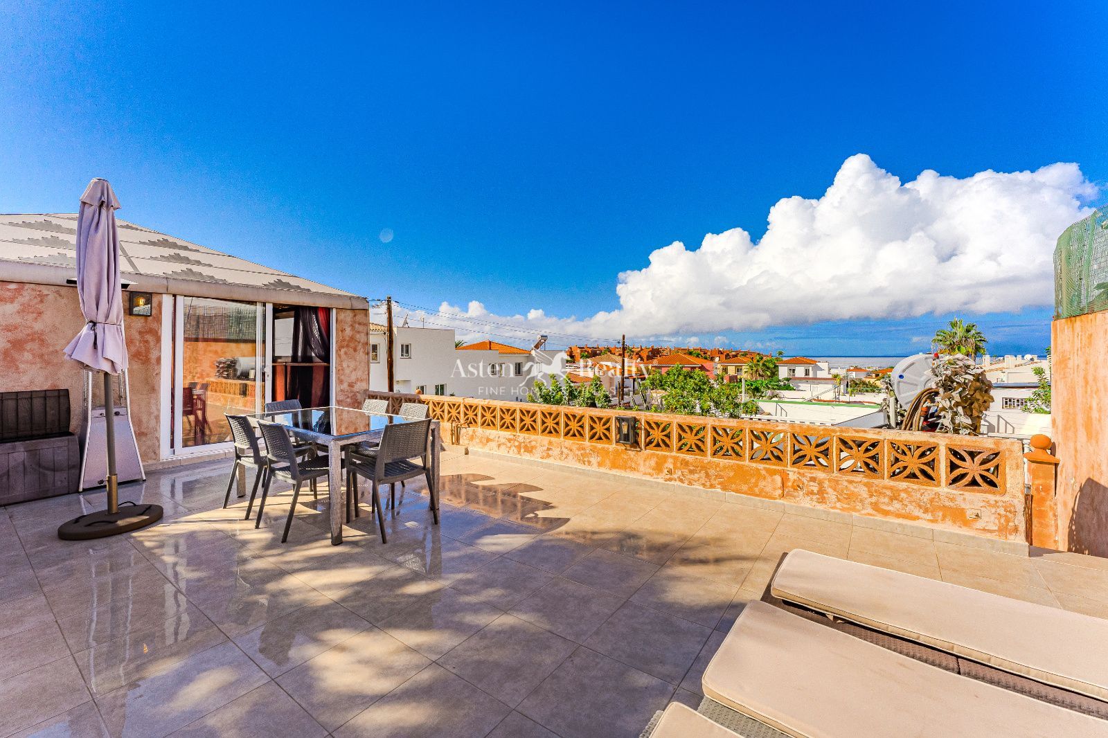 Casa en venta Palm-Mar, Santa Cruz Tenerife. Ref: 9750. ASTEN REALTY 