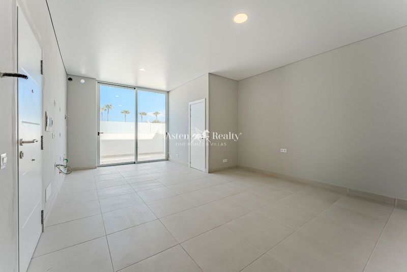 Estudio en venta Callao Salvaje, Santa Cruz Tenerife. Ref: 9807. ASTEN REALTY 