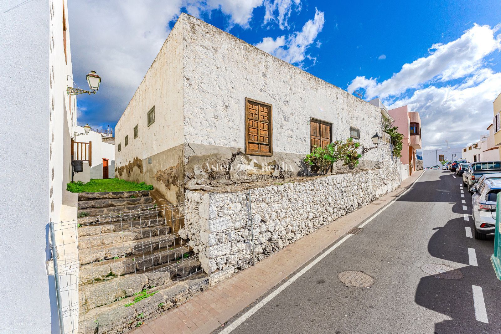 Casa en venta Guia De Isora, Santa Cruz Tenerife. Ref: 9850. ASTEN REALTY 