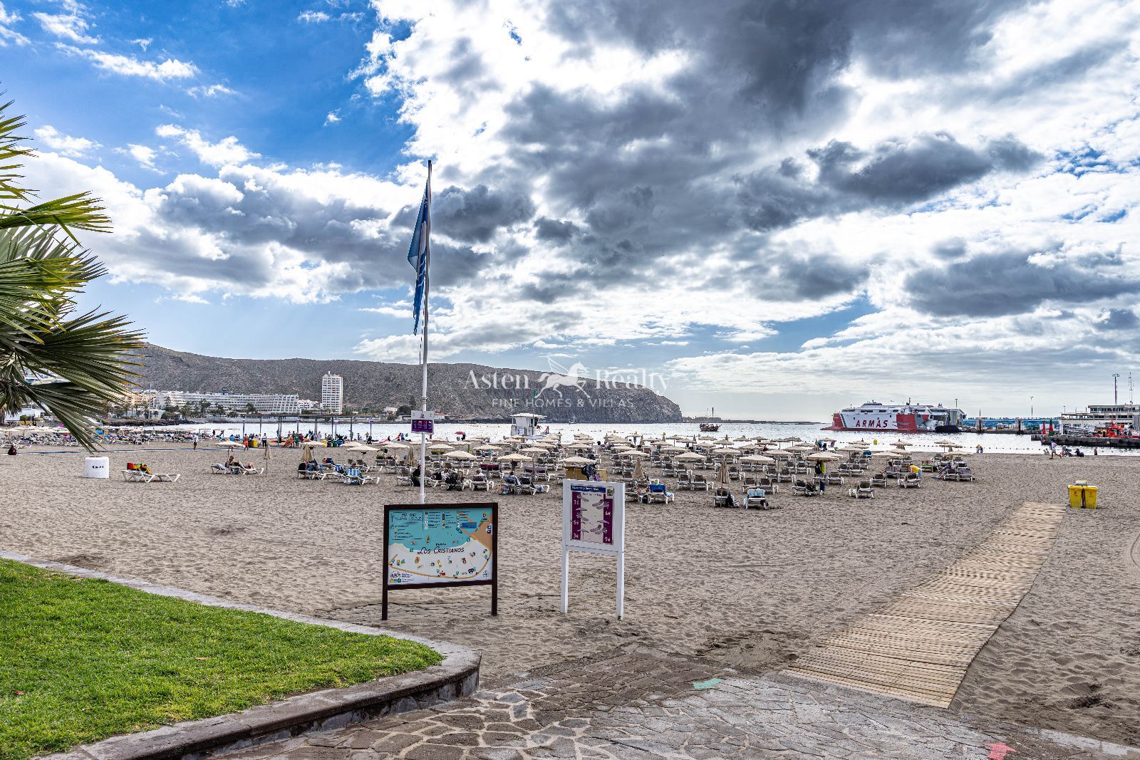 Piso en venta Playa De Los Cristianos, Santa Cruz Tenerife. Ref: 9858. ASTEN REALTY 