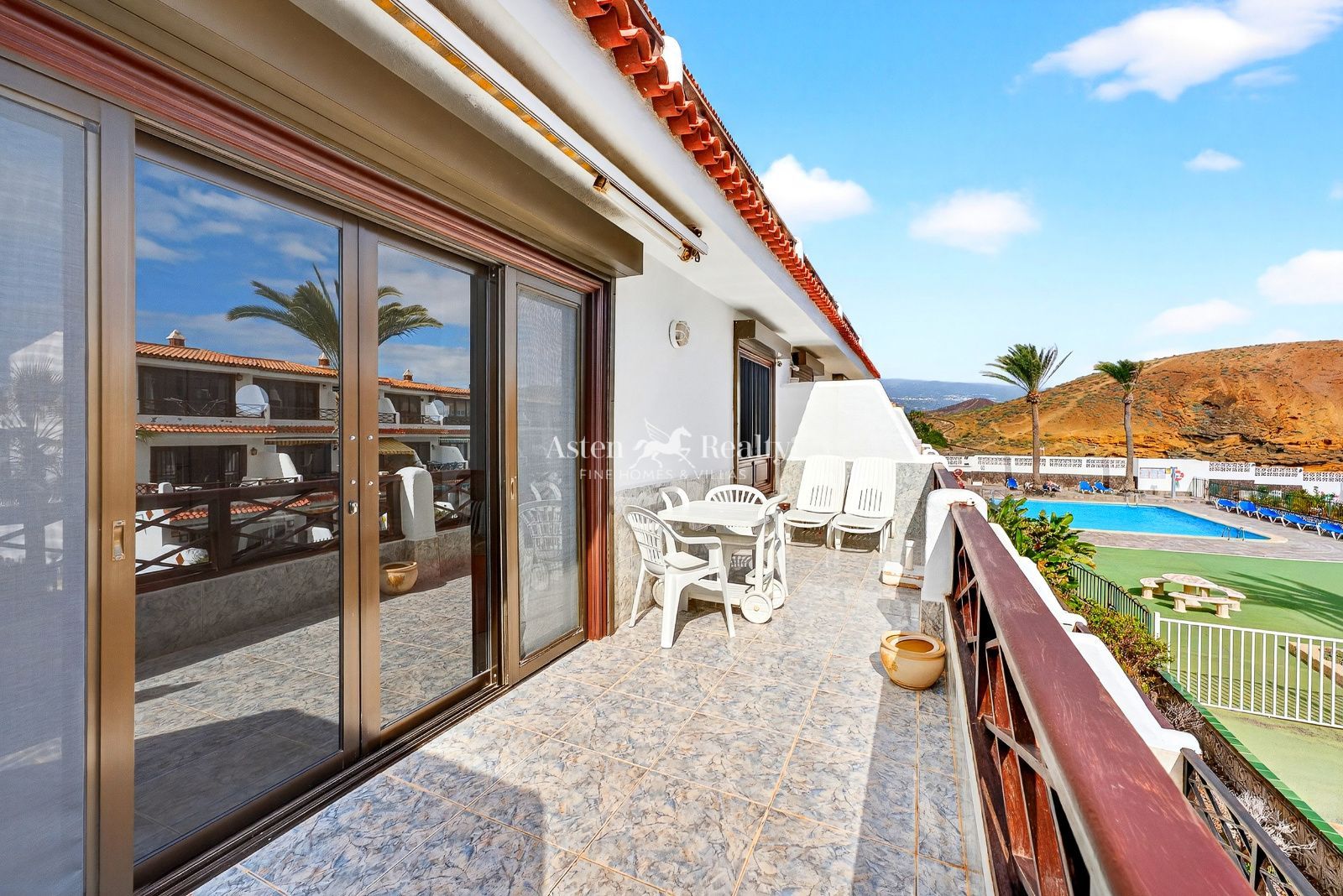 Apartamento en venta Costa Del Silencio, Santa Cruz Tenerife. Ref: 9882. ASTEN REALTY 