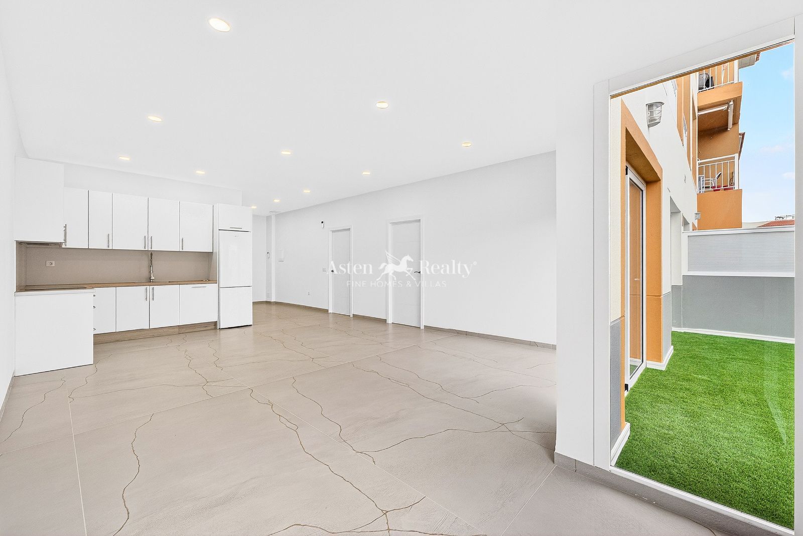 Apartamento en venta Callao Salvaje, Santa Cruz Tenerife. Ref: 9896. ASTEN REALTY 