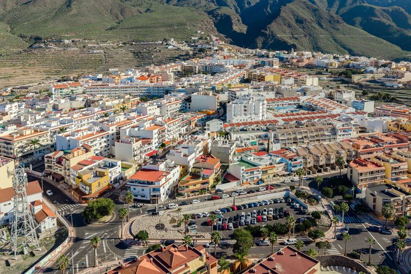 Parcela en venta Adeje, Santa Cruz Tenerife. Ref: 9902. Powered by ASTEN REALTY 