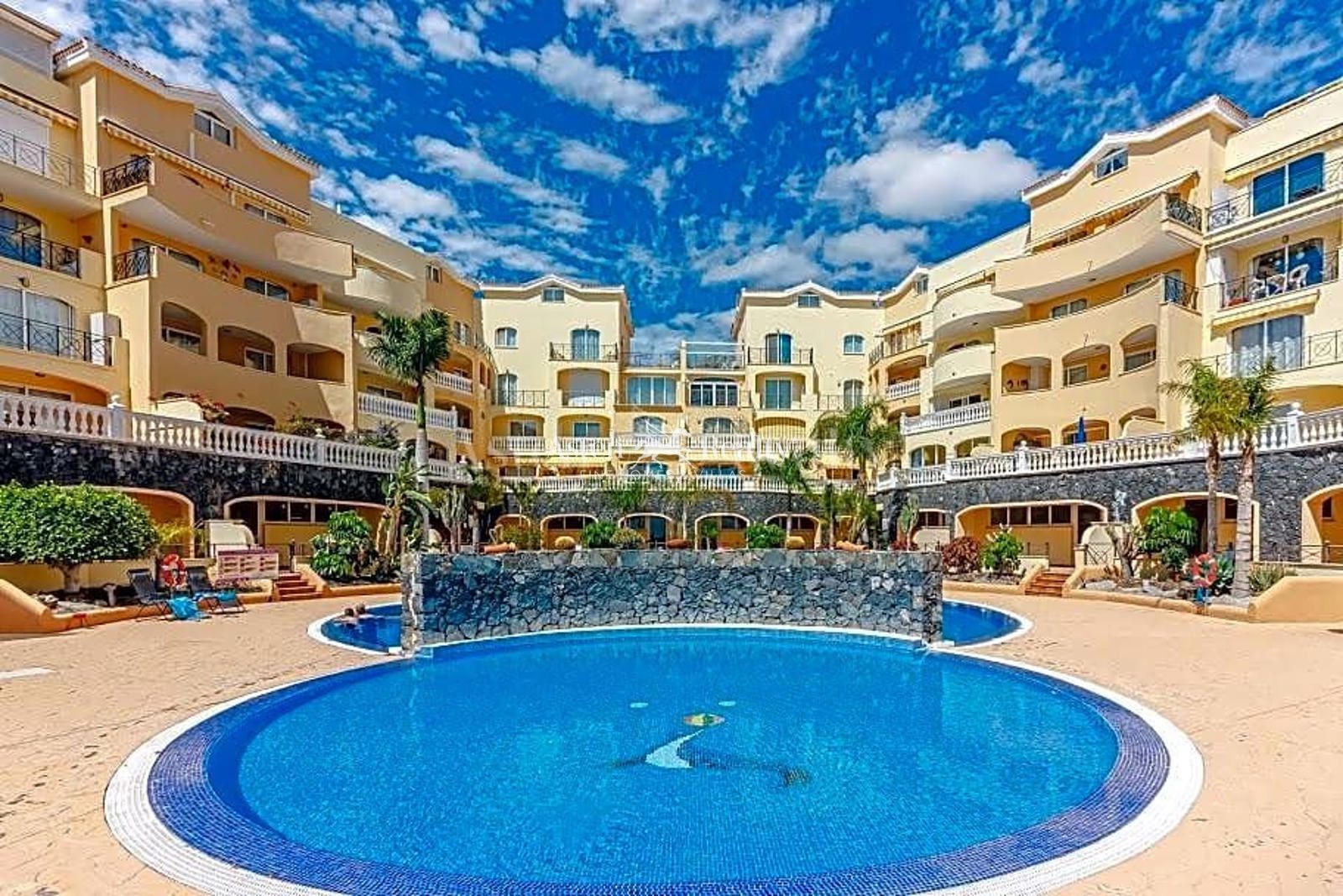 Apartamento en venta Playa De Los Cristianos, Santa Cruz Tenerife. Ref: 9935. ASTEN REALTY 