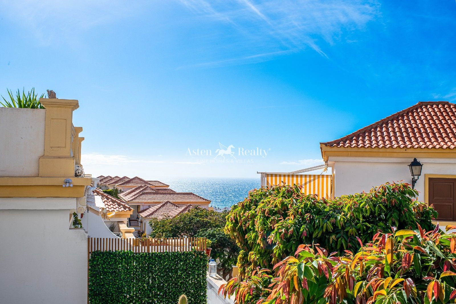 Apartamento en venta San Eugenio Alto, Santa Cruz Tenerife. Ref: 9947. ASTEN REALTY 