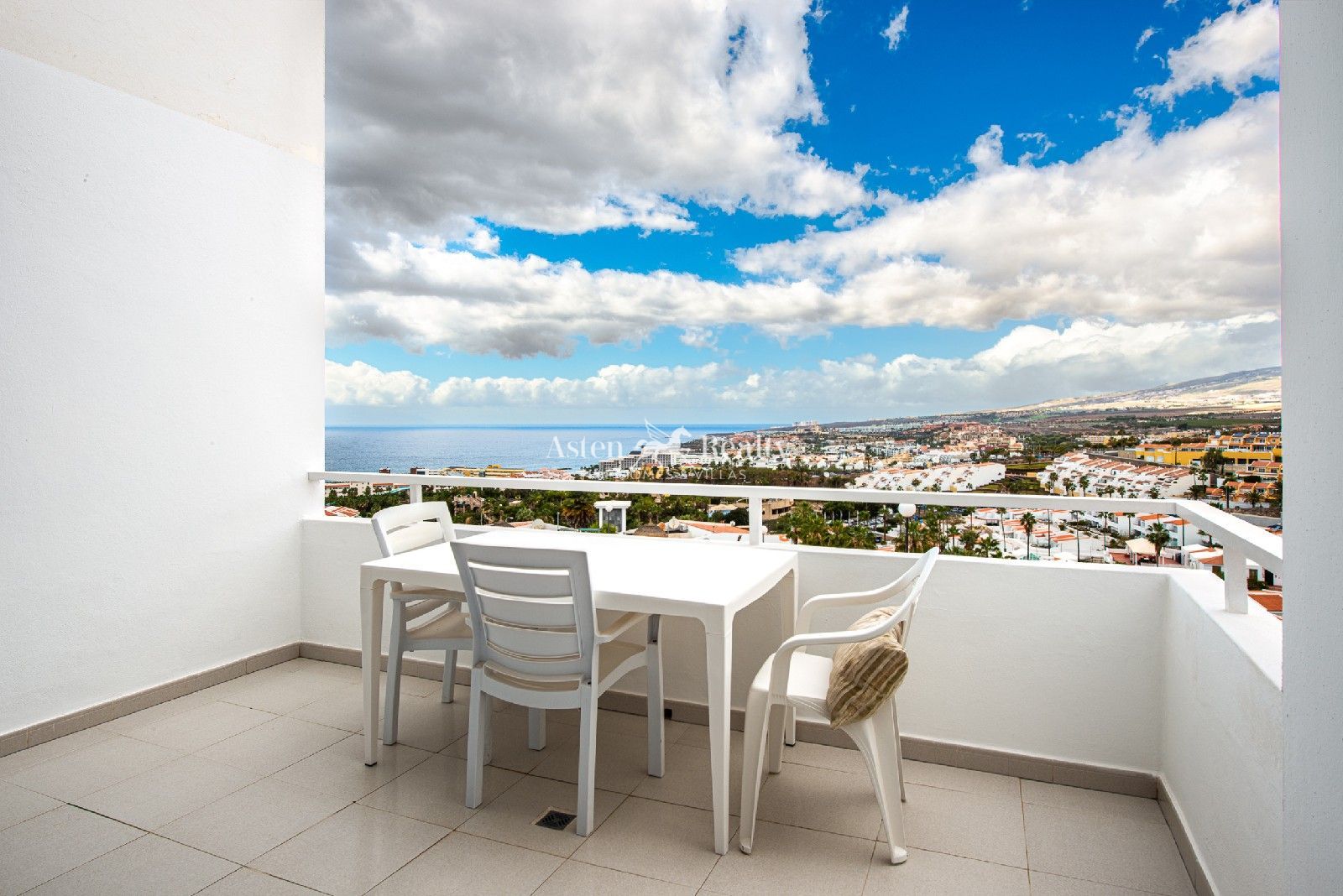 Apartamento en venta San Eugenio Alto, Santa Cruz Tenerife. Ref: 9948. ASTEN REALTY 