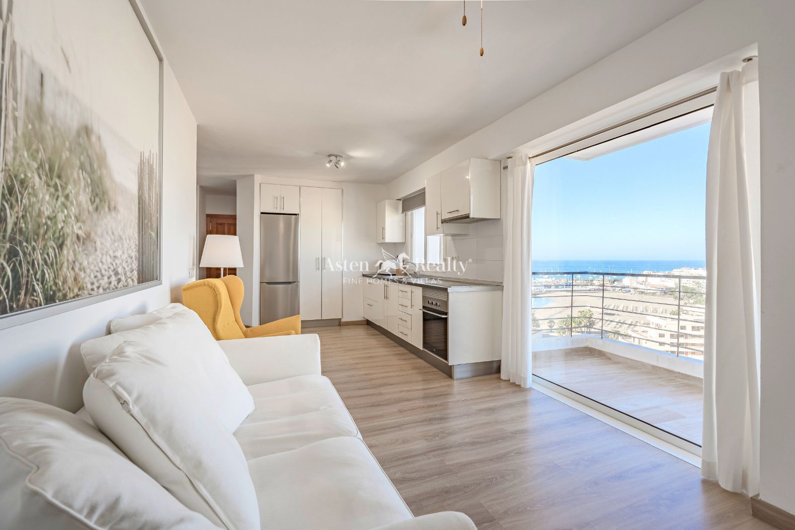 Apartamento en venta Playa De Los Cristianos, Santa Cruz Tenerife. Ref: 9959. ASTEN REALTY 