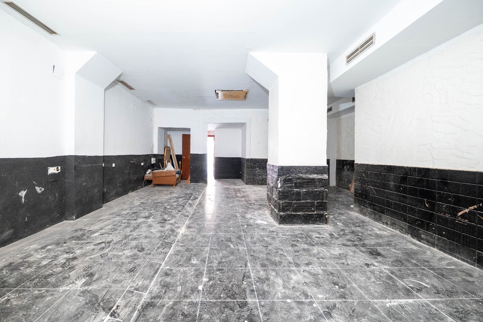 SE VENDE LOCAL EL PERPETUO SOCORRO - Foto 1