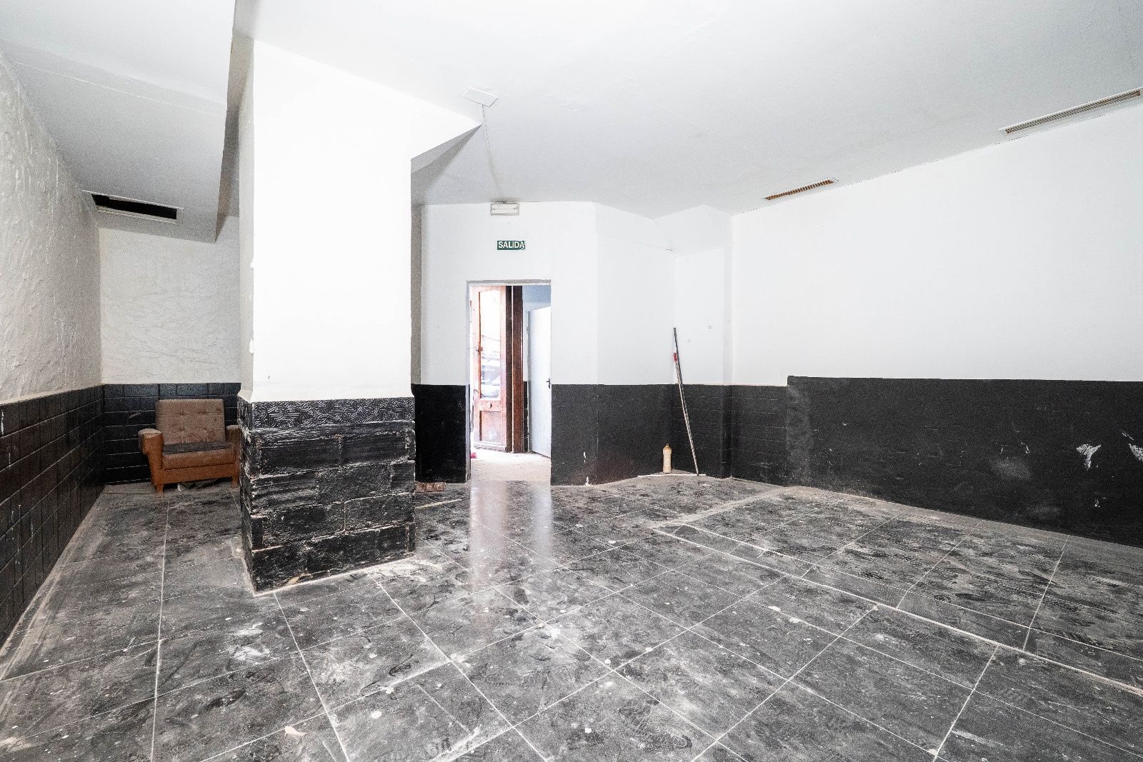 SE VENDE LOCAL EL PERPETUO SOCORRO - Foto 7