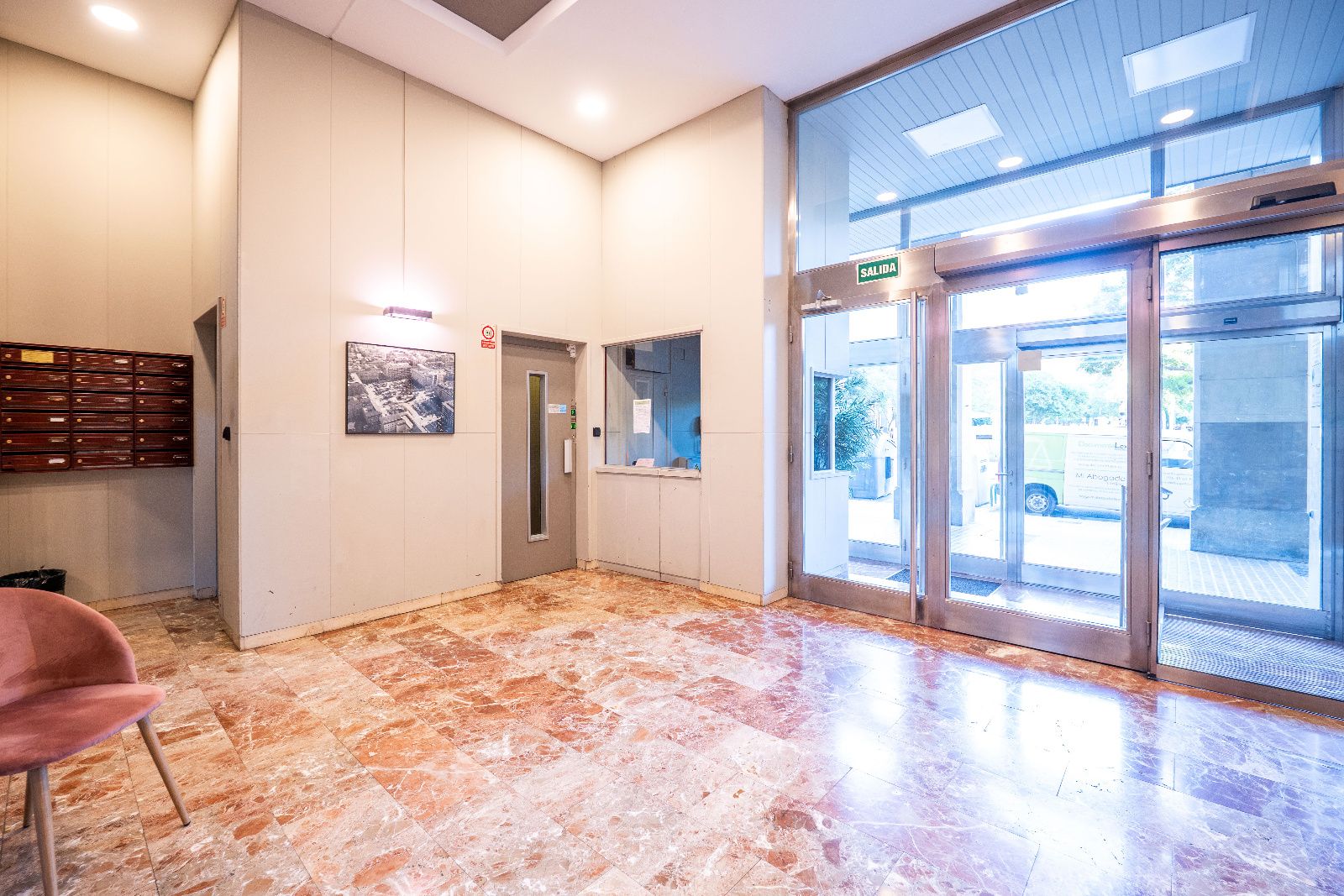 SE VENDE PISO EN PLAZA SAN FRANCISCO - Foto 40