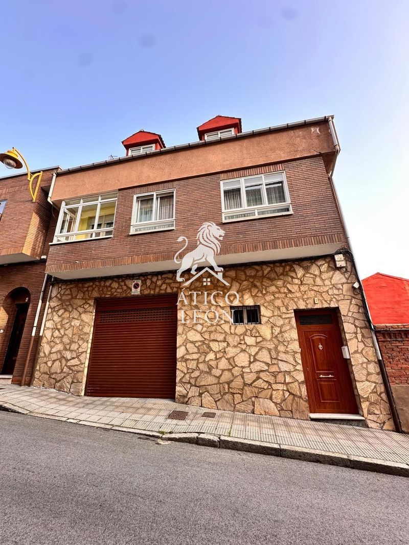 Casa en venta León. Ref: 1051. Ático León