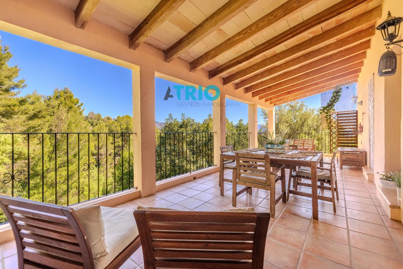 chalet en esporles ·  750000€