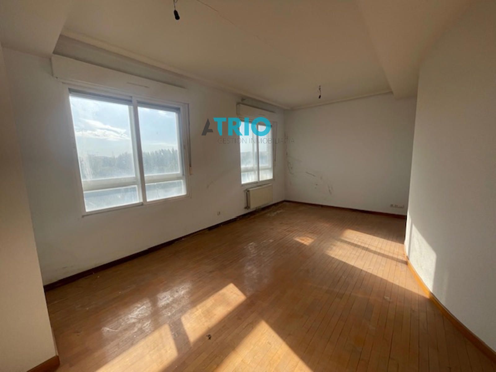 pisos en burgos · universidades-3 185000€