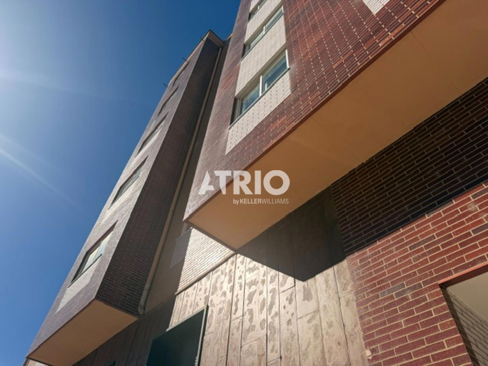 pisos en burgos · universidades-3 215000€