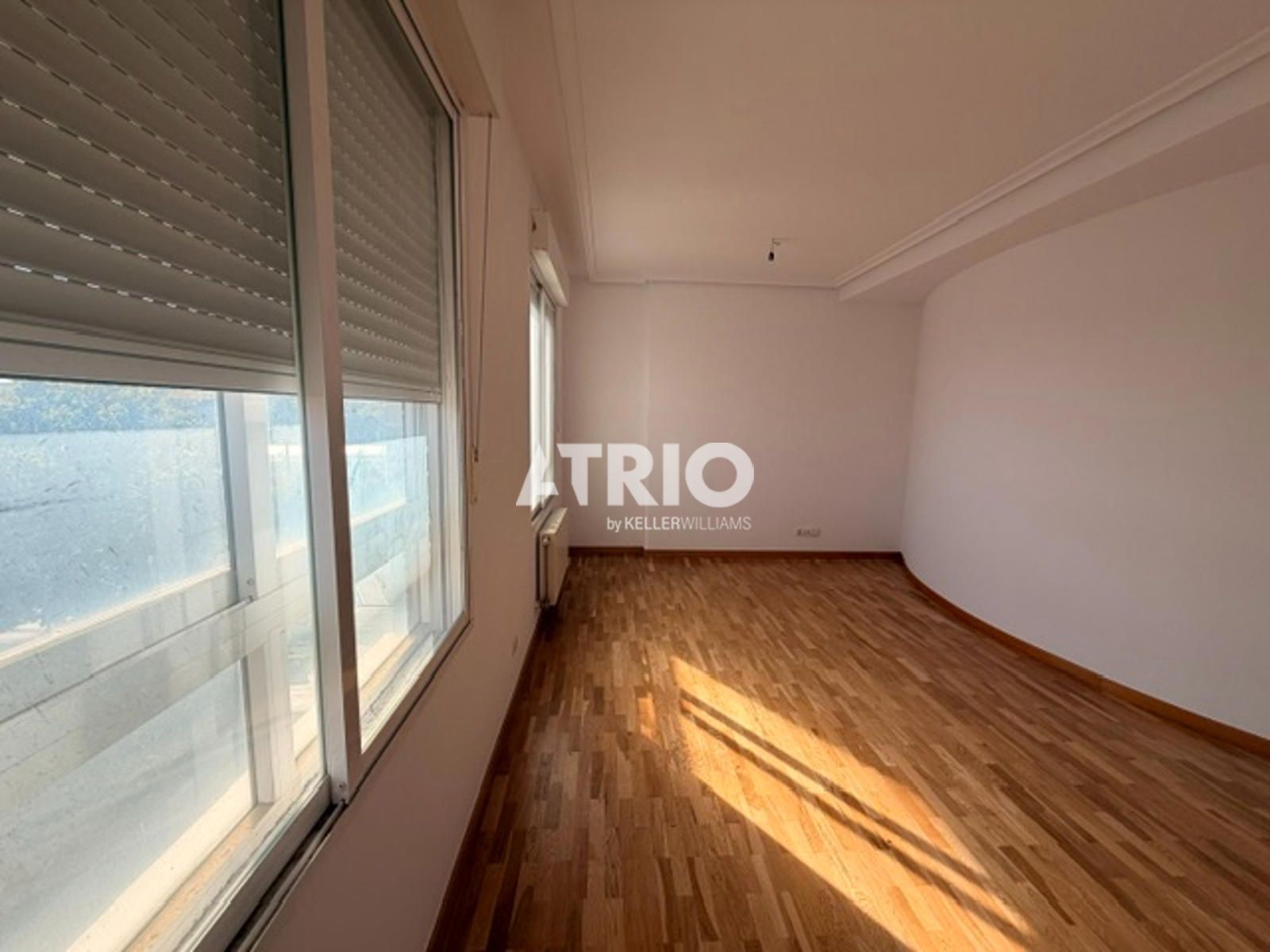 pisos en burgos · universidades-3 215000€