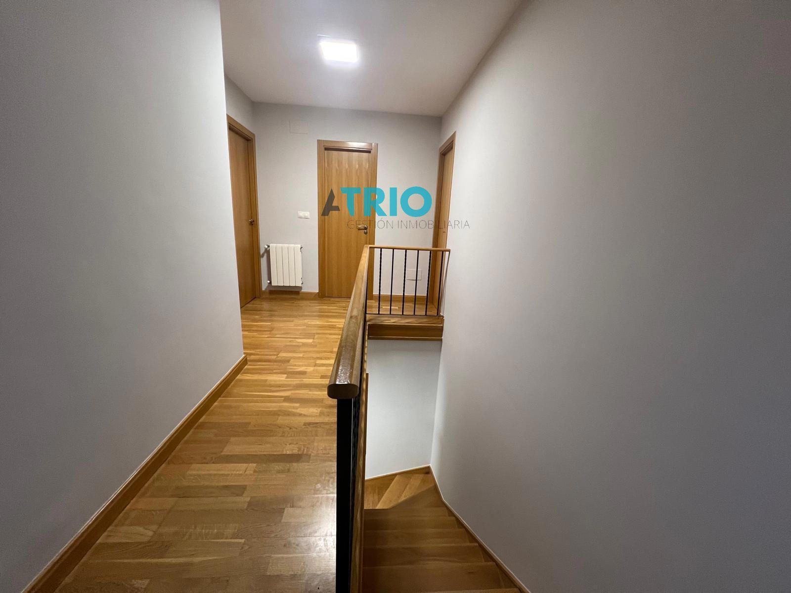 chalet en valdorros ·  220000€