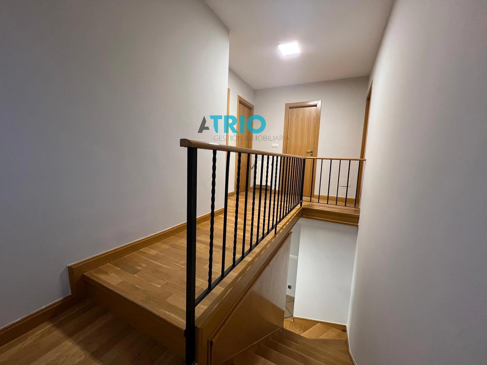 chalet en valdorros ·  220000€