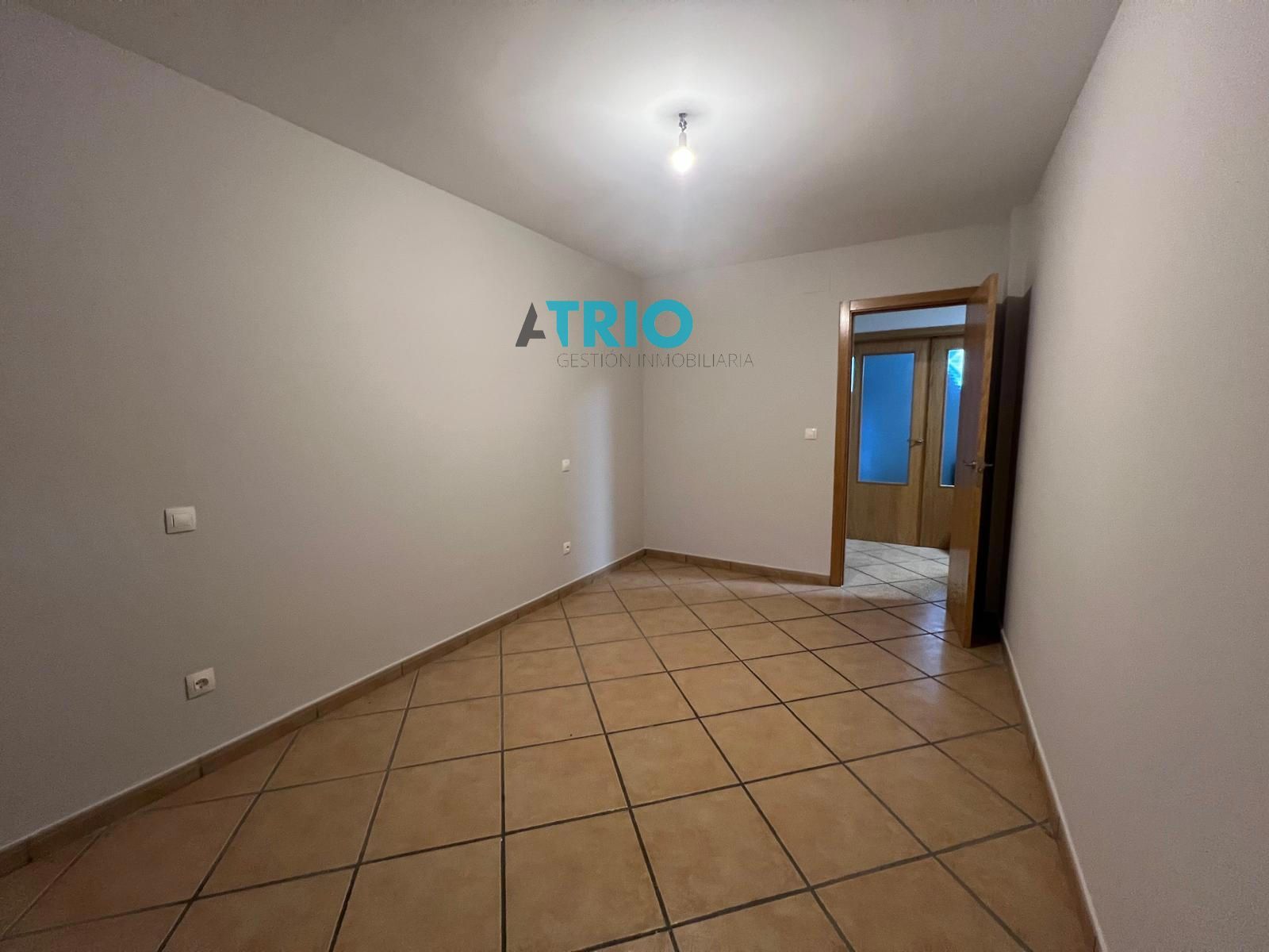 chalet en valdorros ·  220000€