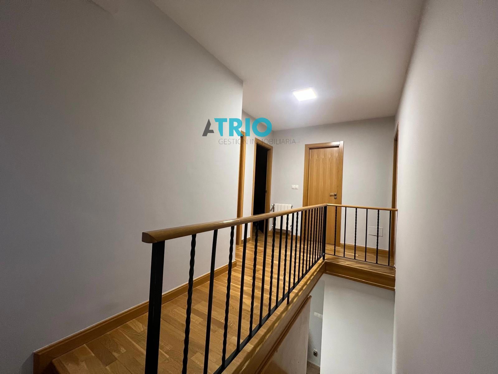 chalet en valdorros ·  220000€