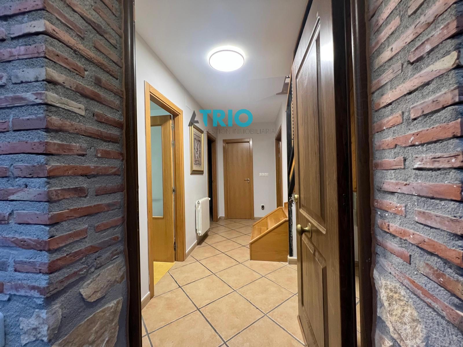 chalet en valdorros ·  220000€