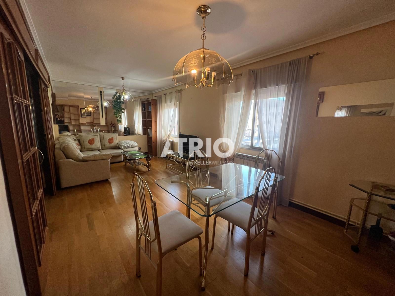 pisos en burgos ·  750€