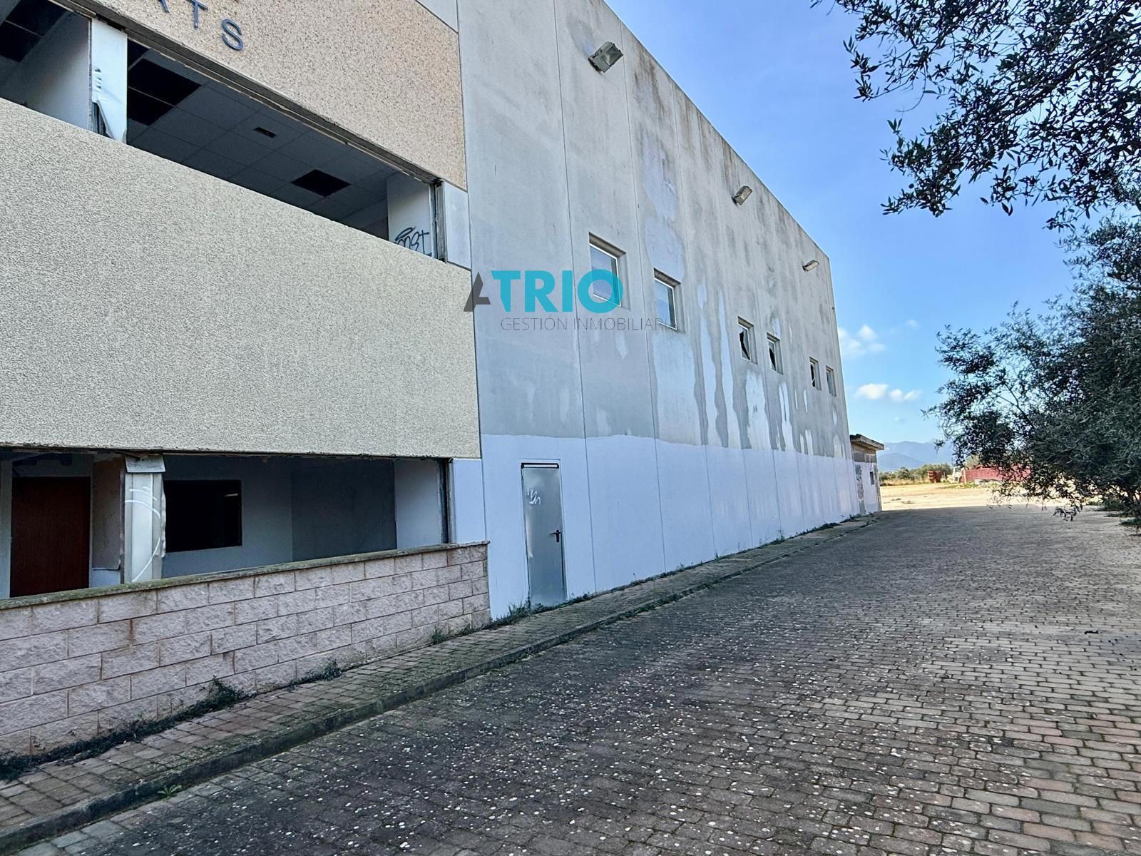 nave-industrial en bunyola · bunyola 13800000€