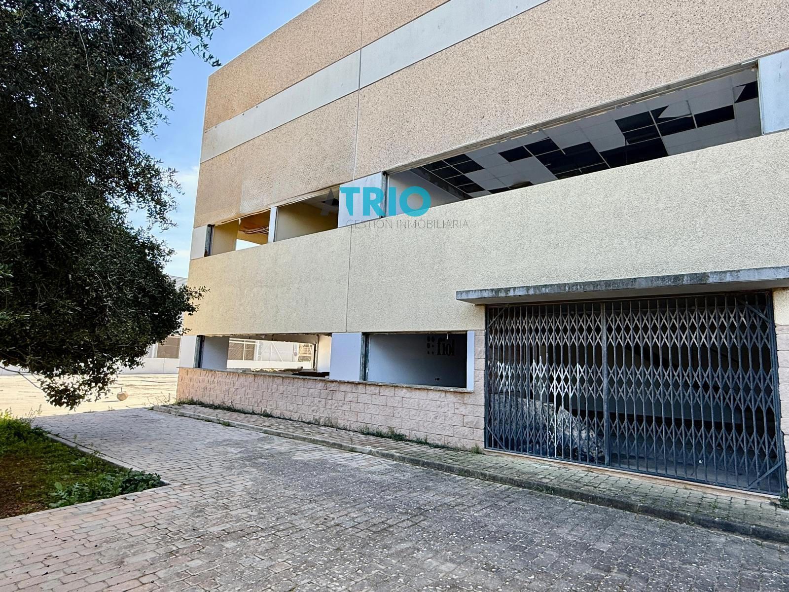 nave-industrial en bunyola · bunyola 13800000€