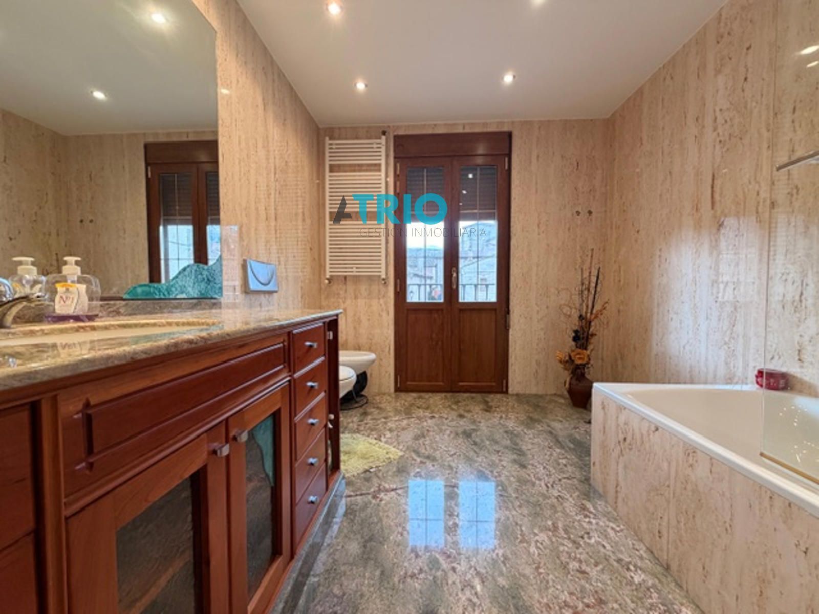 chalet en cavia ·  320000€