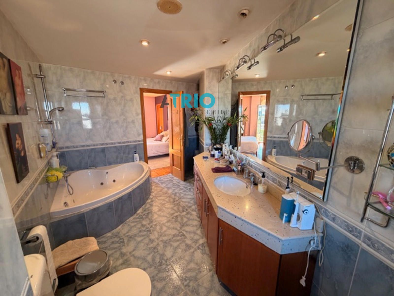 chalet en burgos · barrios 299900€