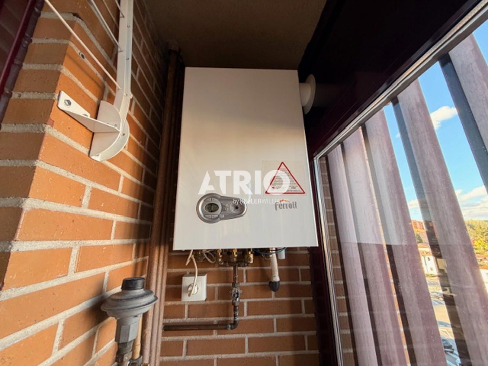 pisos en burgos ·  750€