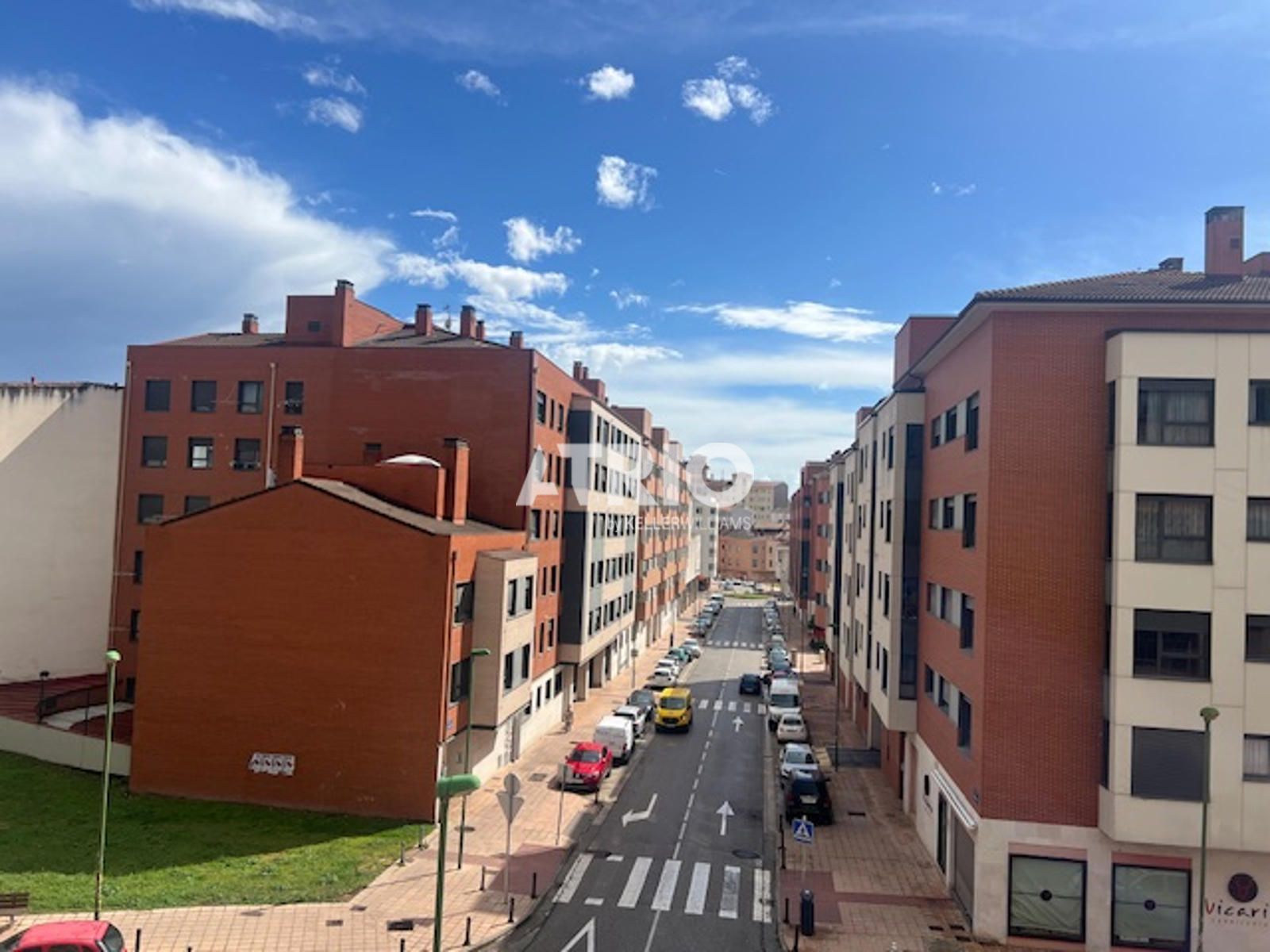 pisos en burgos · universidades-3 149000€
