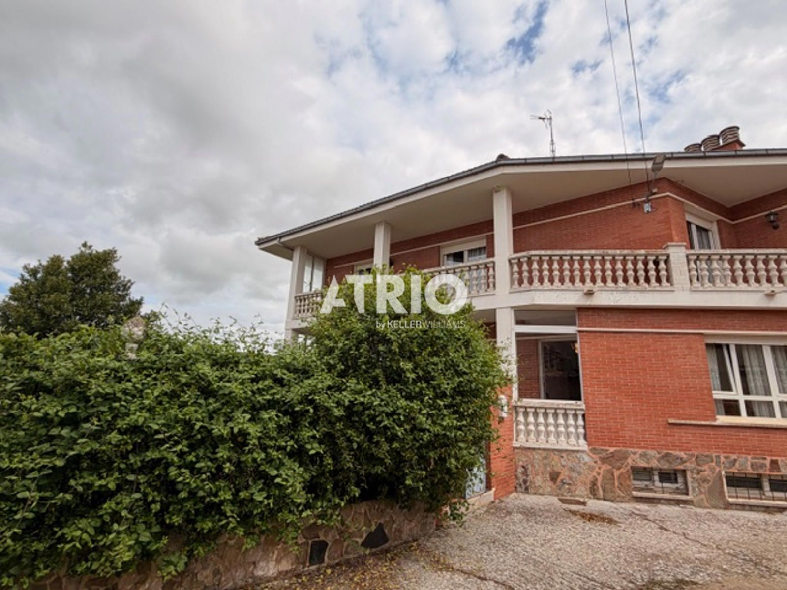 chalet en lerma ·  175000€