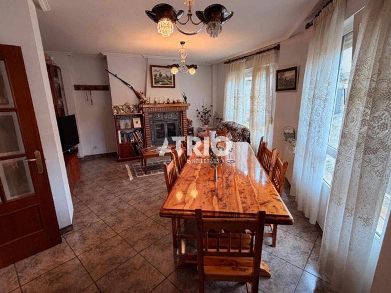 chalet en lerma ·  175000€