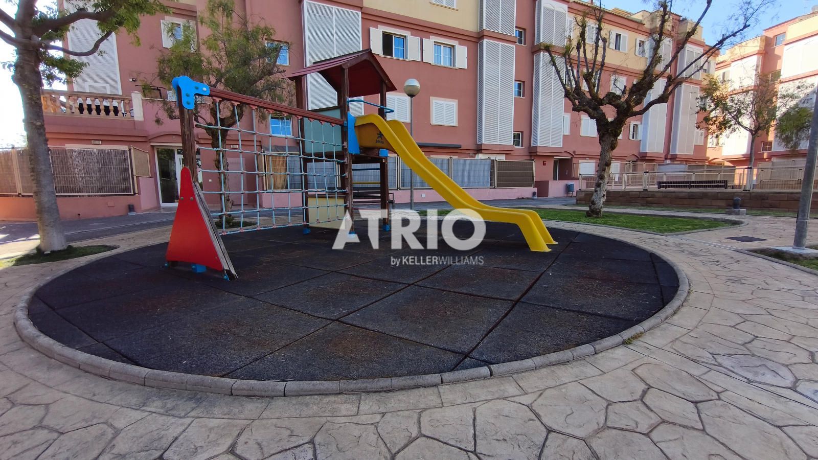 pisos en palma-de-mallorca · son-guell 1350€