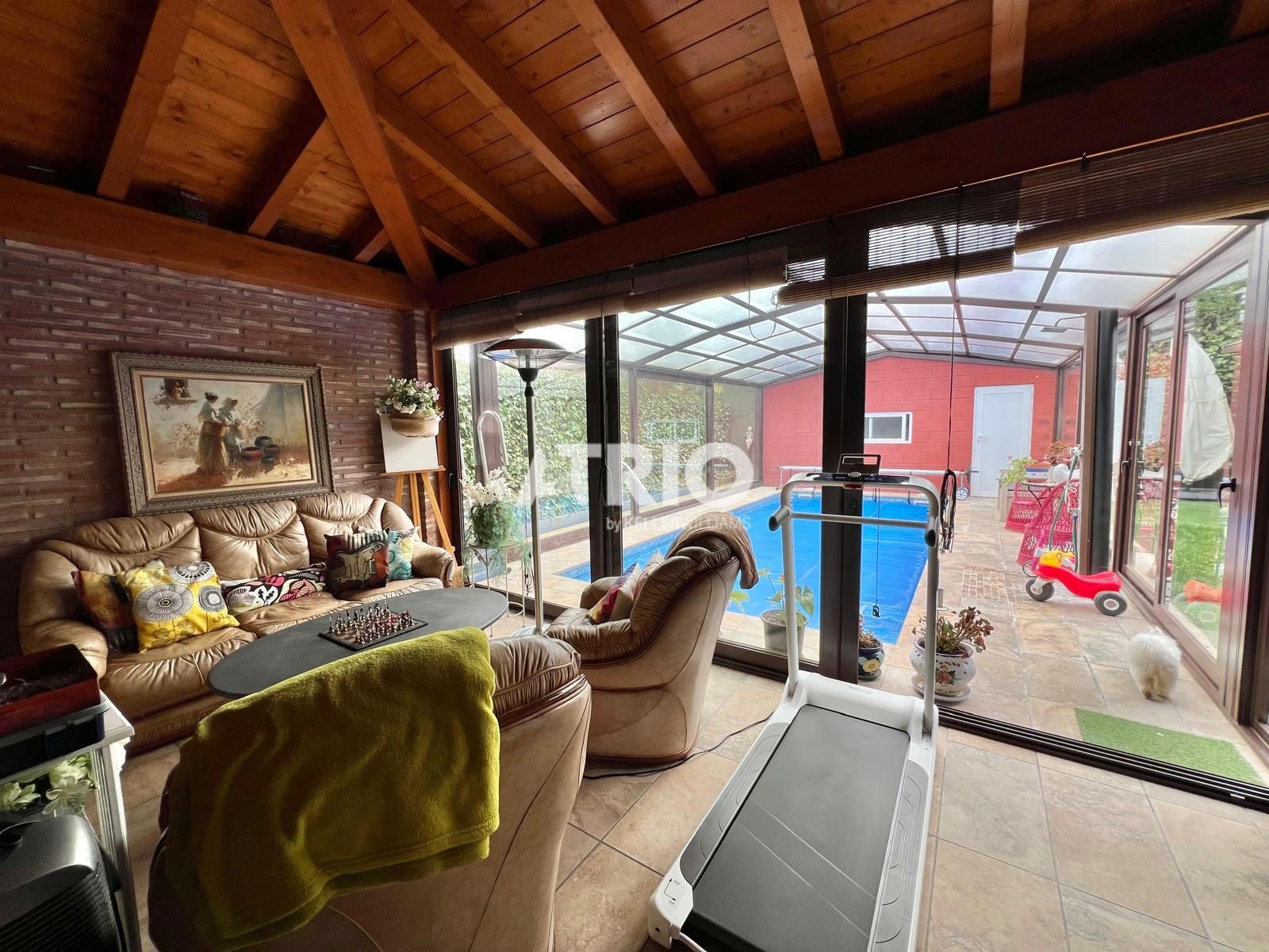 chalet en arcos-de-la-llana ·  360000€