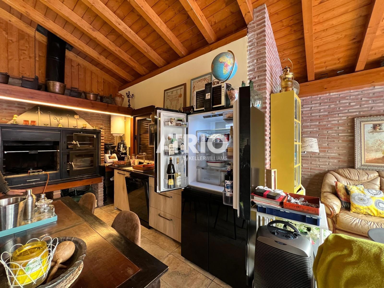 chalet en arcos-de-la-llana ·  360000€