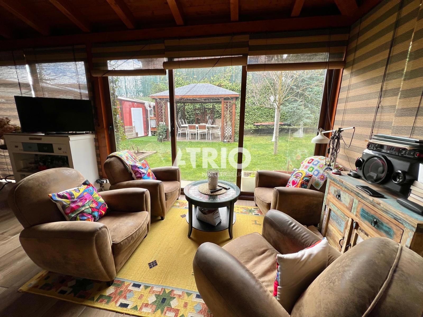 chalet en arcos-de-la-llana ·  360000€