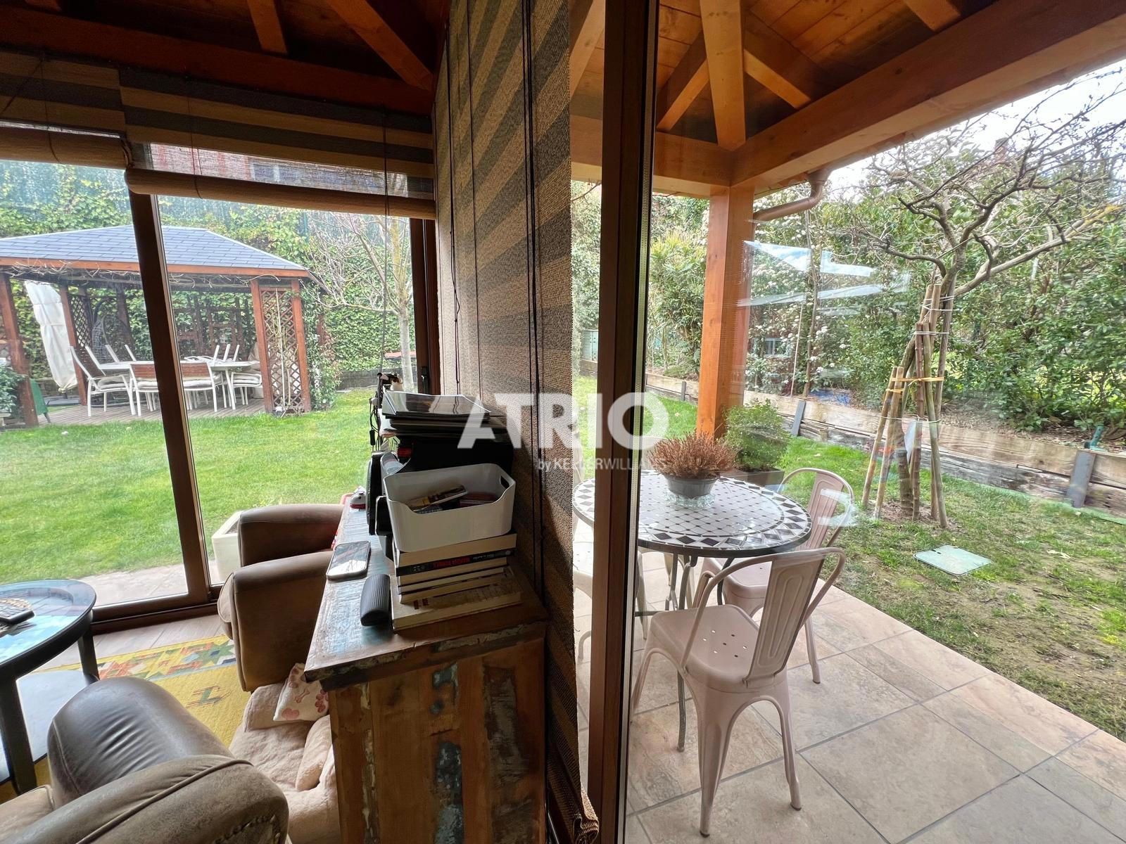 chalet en arcos-de-la-llana ·  360000€