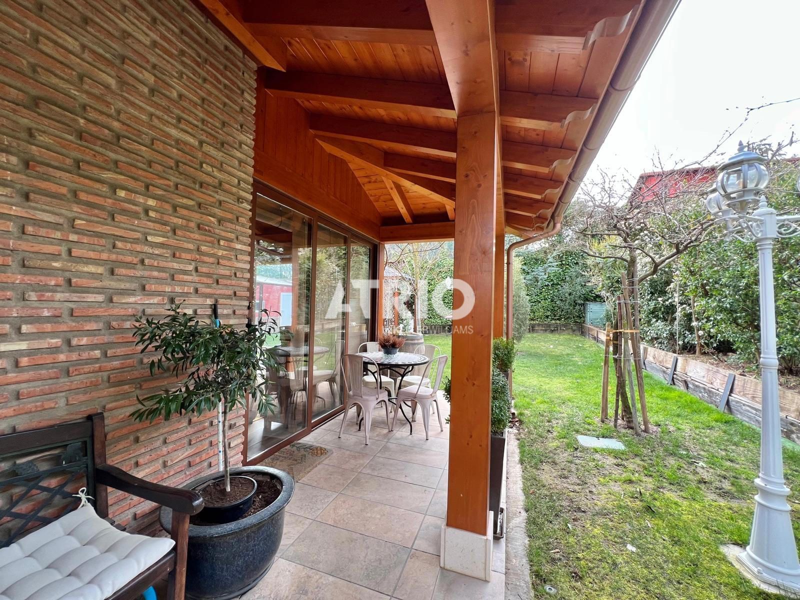 chalet en arcos-de-la-llana ·  360000€
