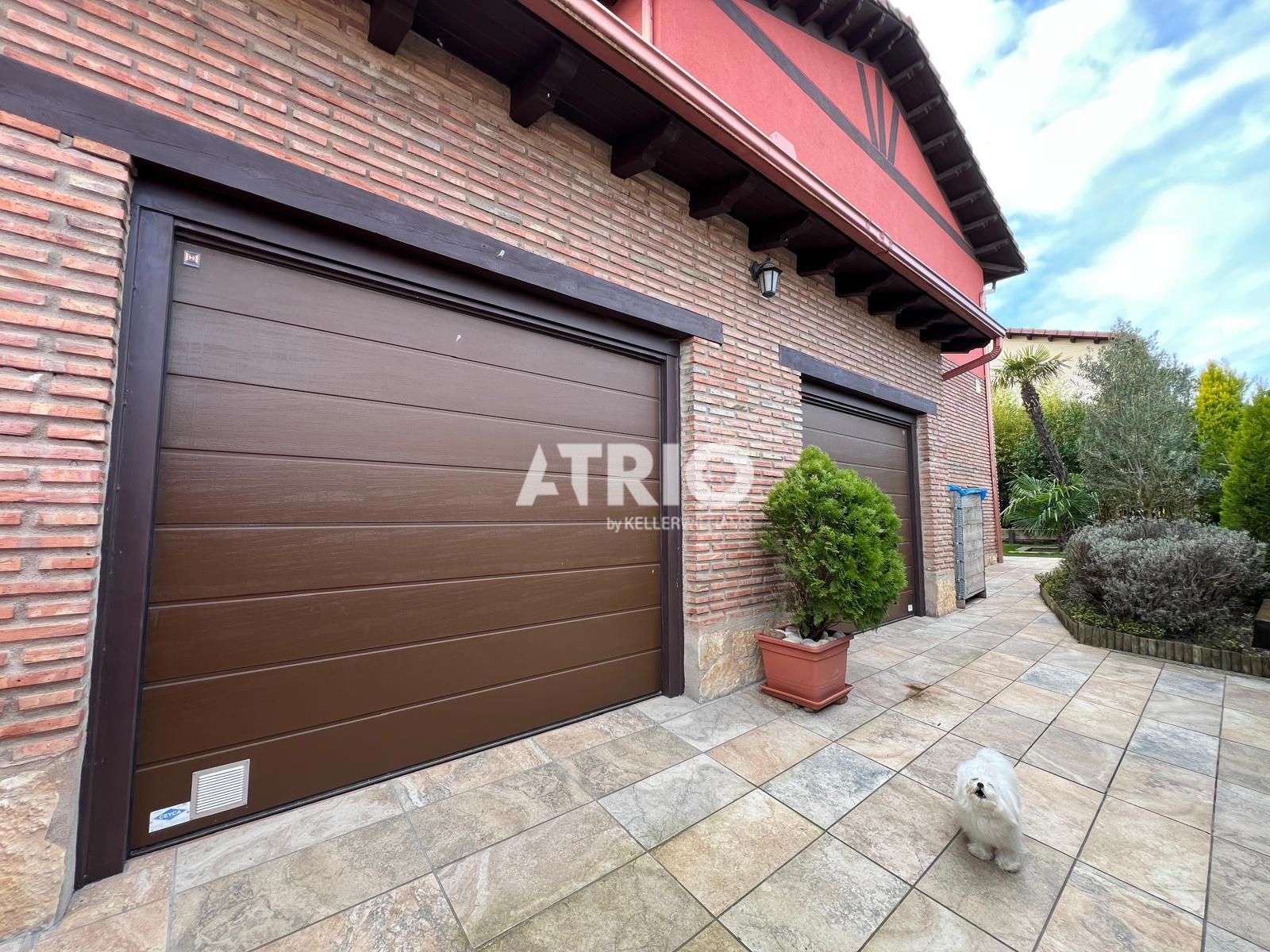 chalet en arcos-de-la-llana ·  360000€