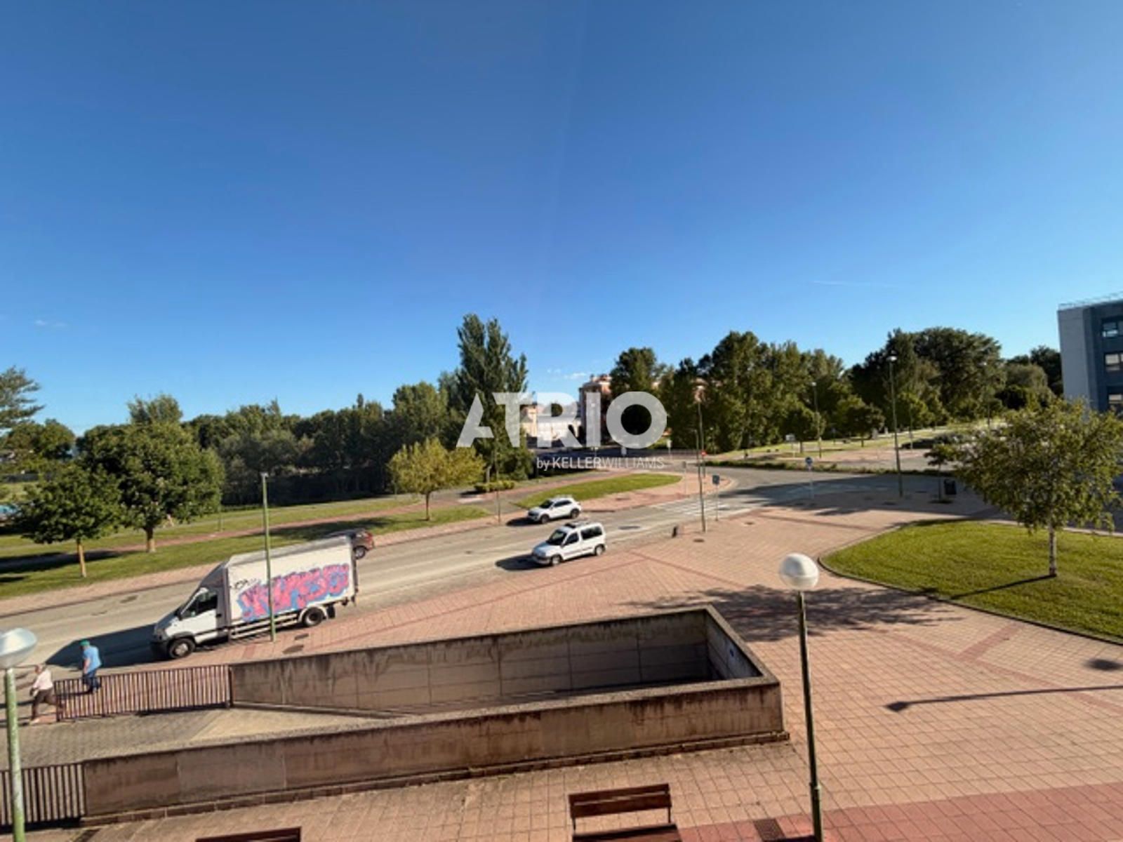 pisos en burgos · gamonal-4 €