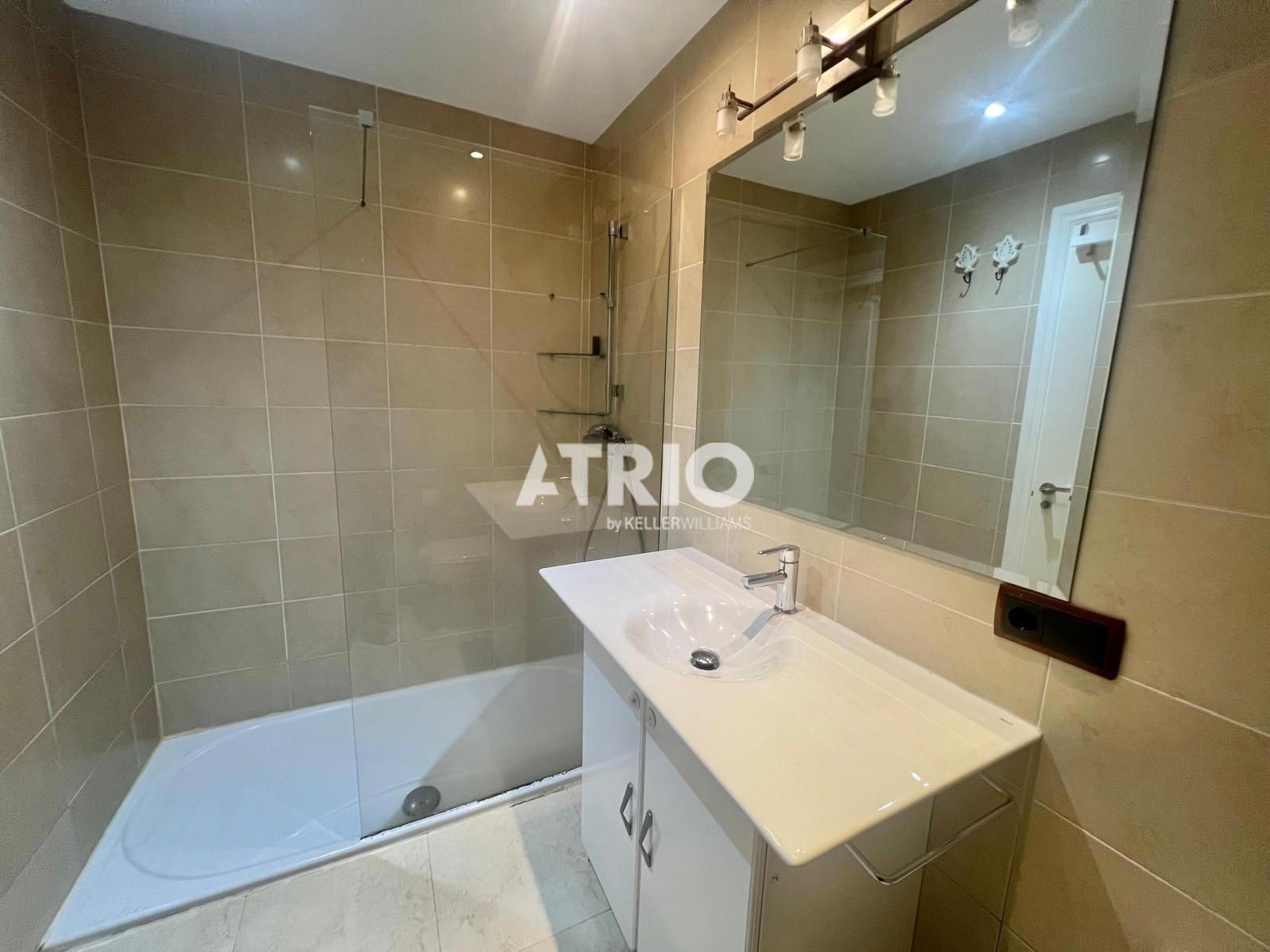 pisos en burgos ·  750€