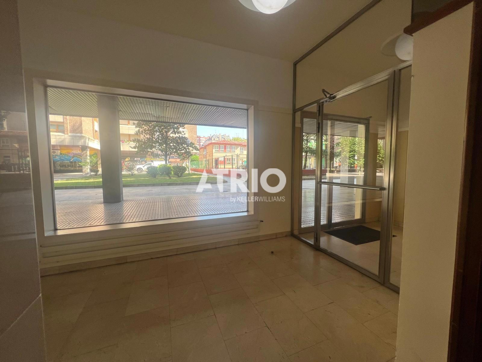 pisos en burgos ·  750€