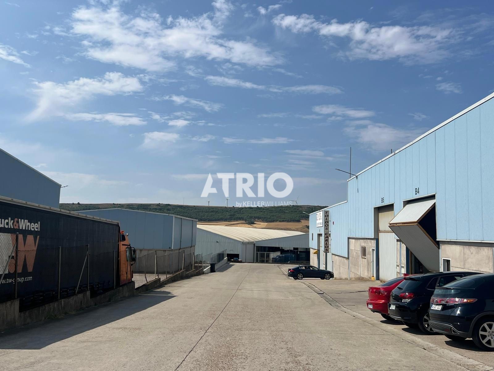 nave-industrial en burgos · universidades-3 €