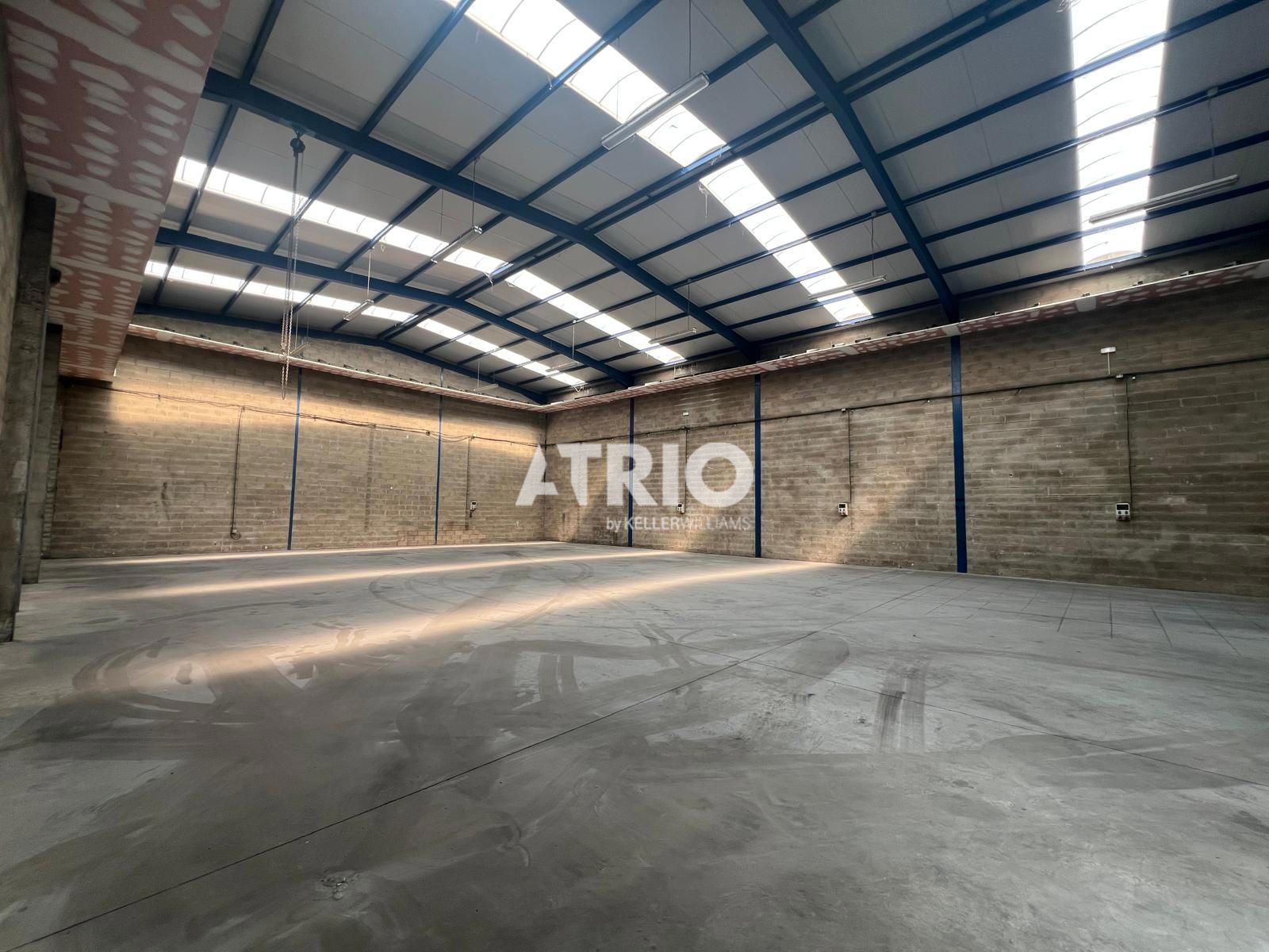 nave-industrial en burgos · universidades-3 €