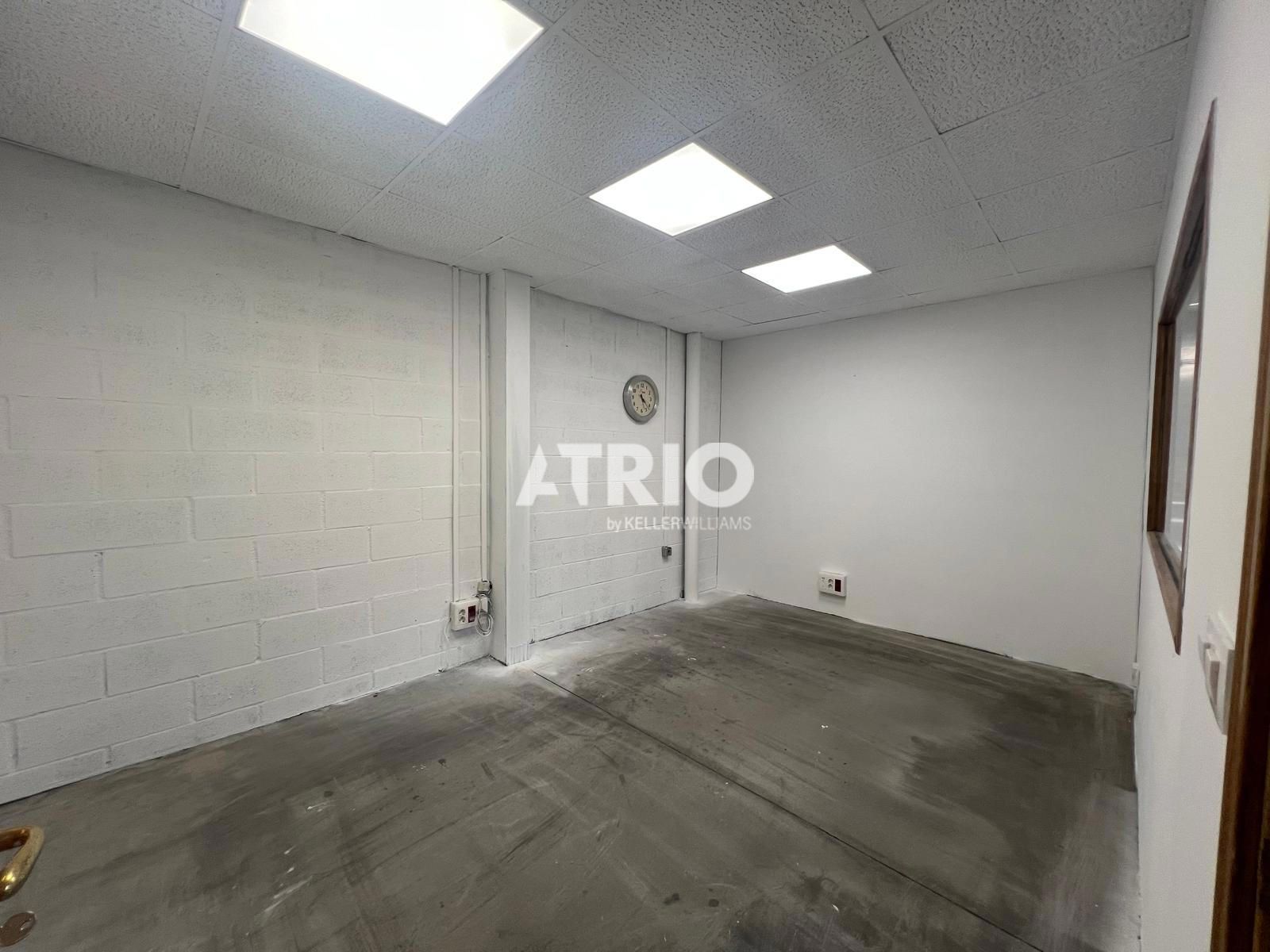 nave-industrial en burgos · universidades-3 €