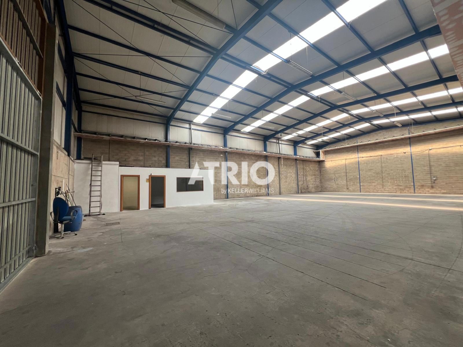 nave-industrial en burgos · universidades-3 €